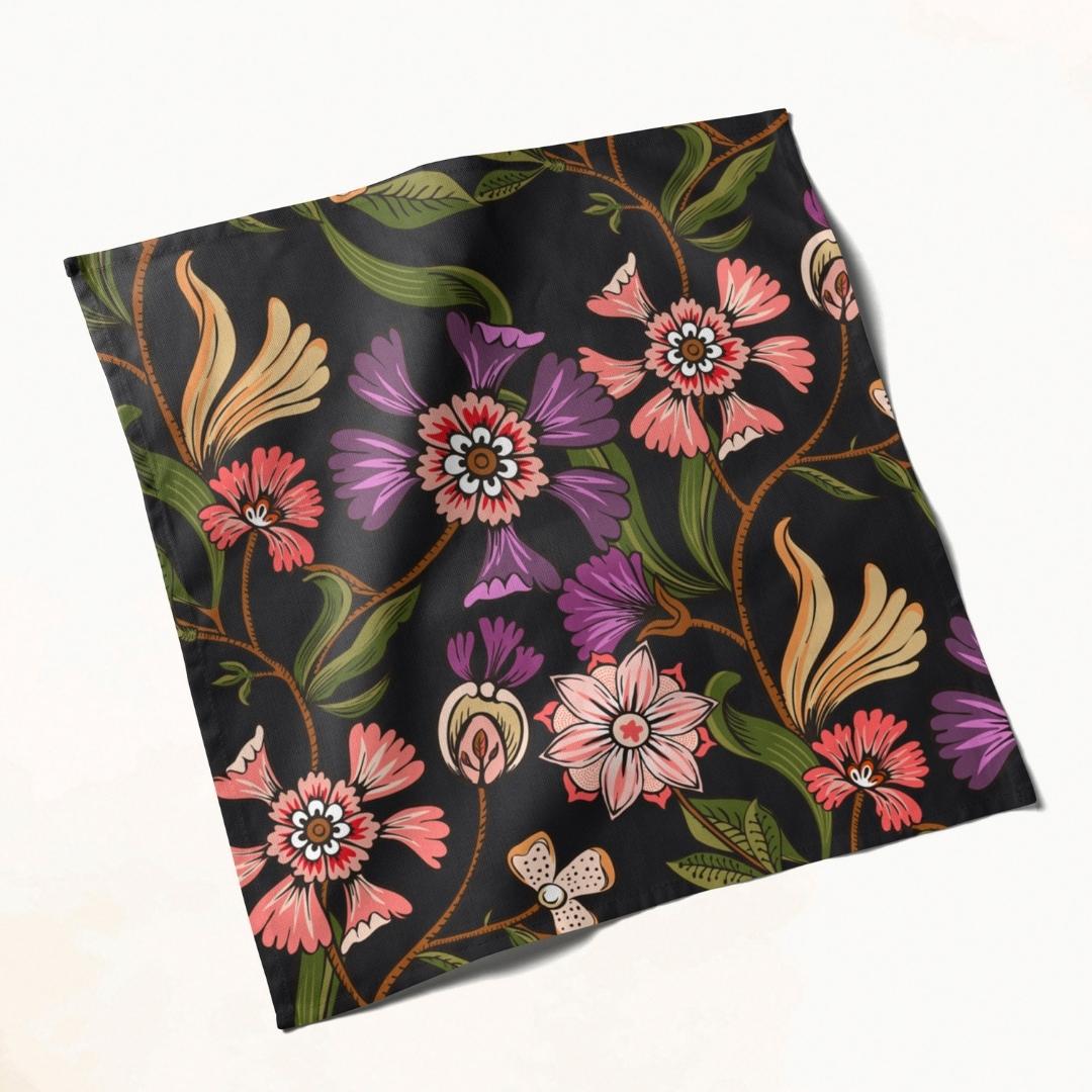Midnight Garden Whimsy: Napkins 18" X 18" - Pack Of 20