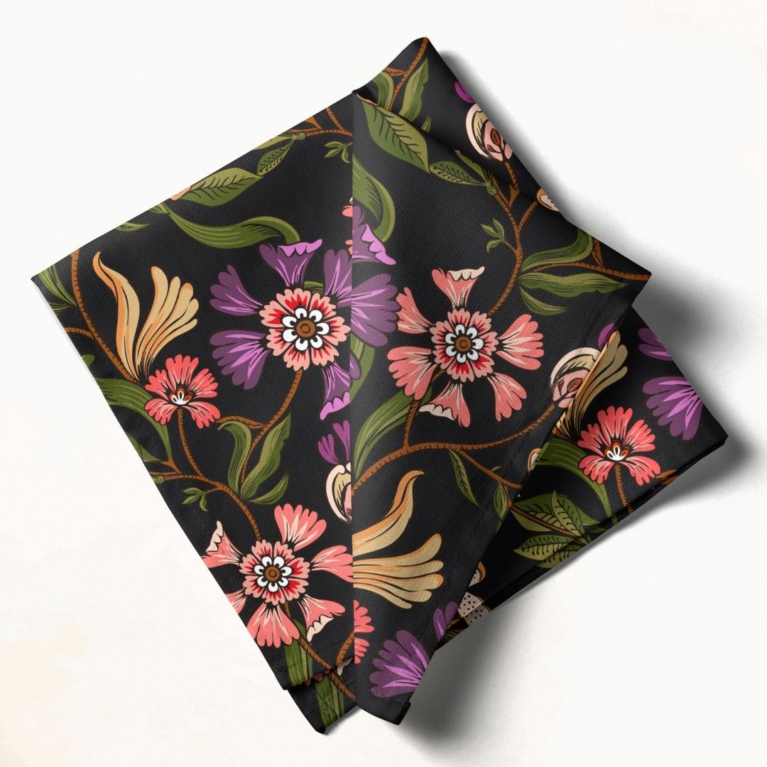 Midnight Garden Whimsy: Napkins 18" X 18" - Pack Of 20