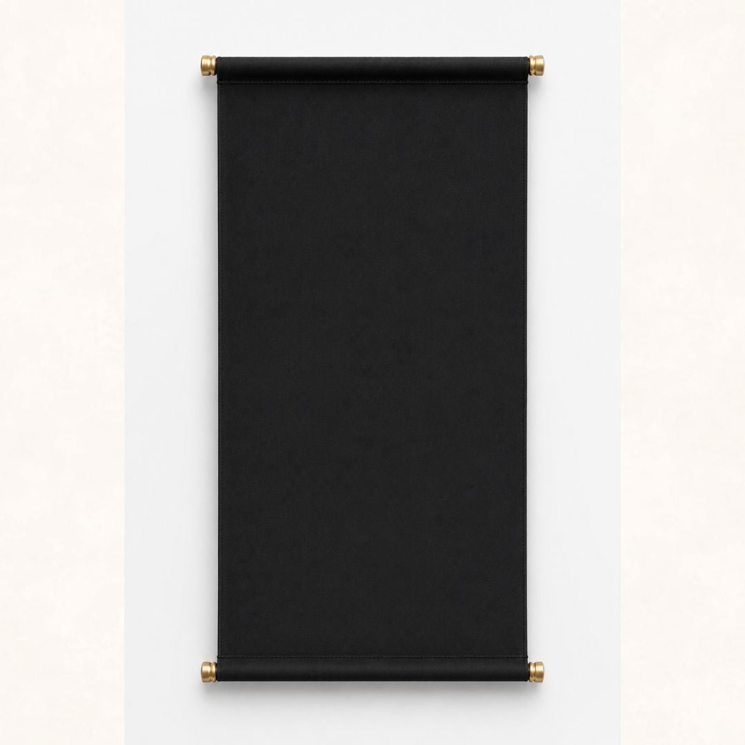 BLACK HANGING SCROLLS